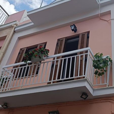 Lefterakis Place Aegina ภายนอก รูปภาพ